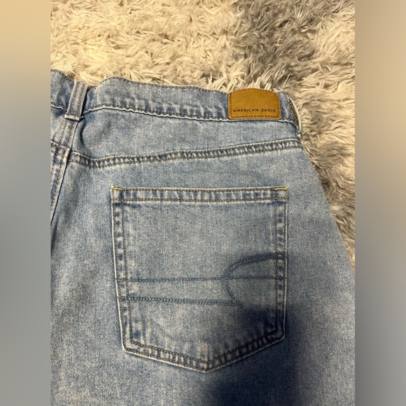 American Eagle Denim Mom Shorts Sz 16 - Picture 7 of 7